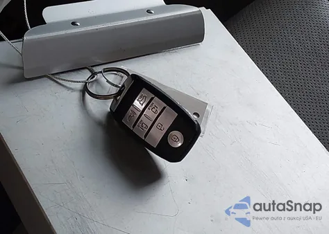 2017 Kia Sedona Lx из США, поврежденный, VIN KNDMB5C15H6265650